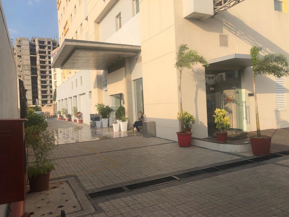 Holiday Inn Express Nashik Indira Nagar By Ihg Экстерьер фото